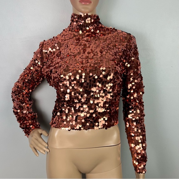 SMYTHE REVOLVE SEQUIN CROP TOP - Picture 2 of 15